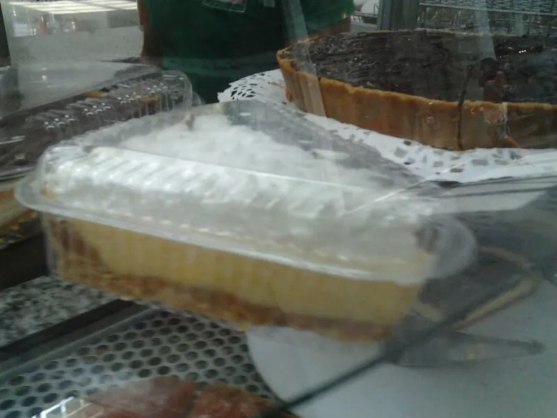Bienmesabe, a sweet almond-and-honey Canarian dessert served in a glass