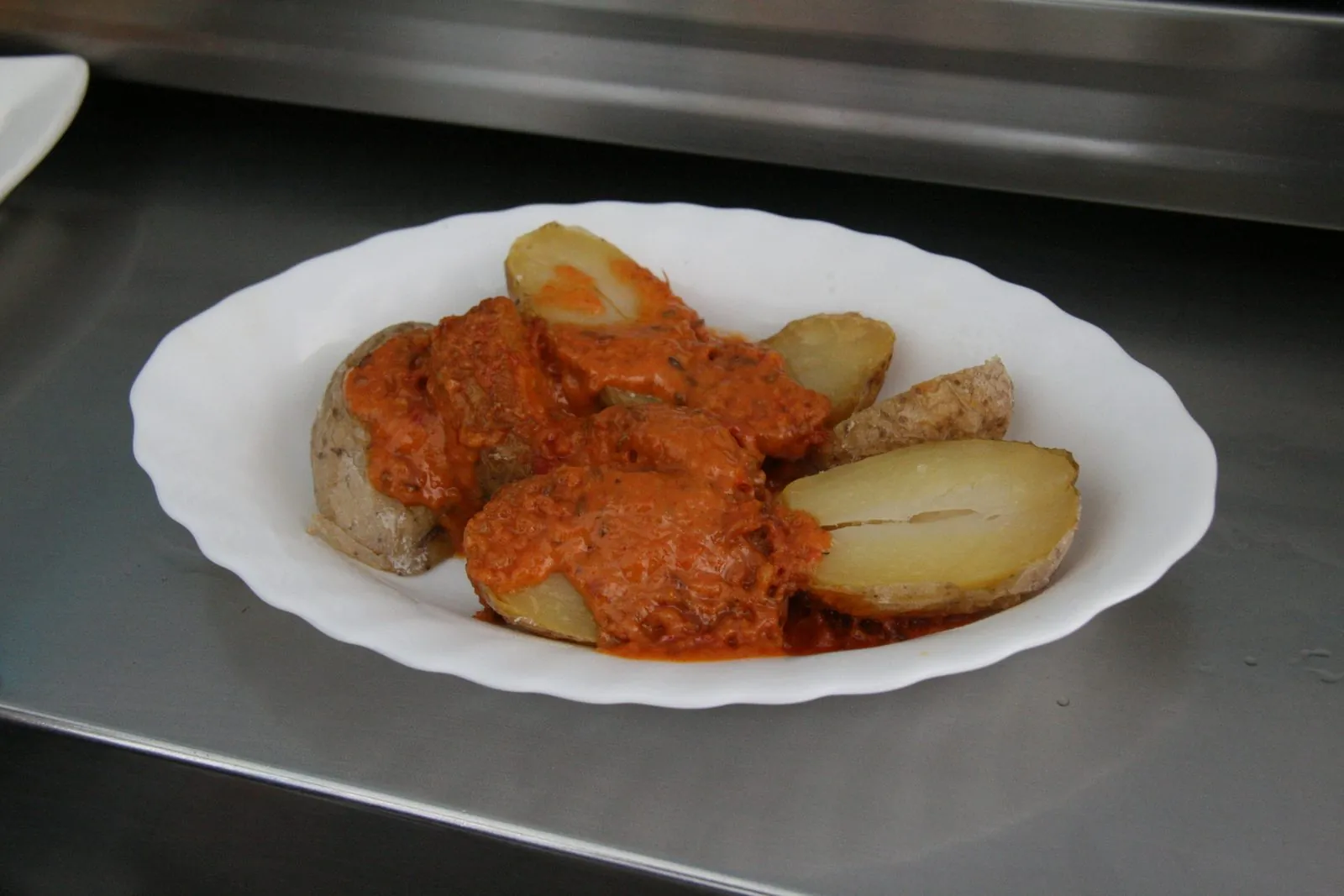 Canarian papas arrugadas (salt-wrinkled potatoes) served with spicy red mojo sauce