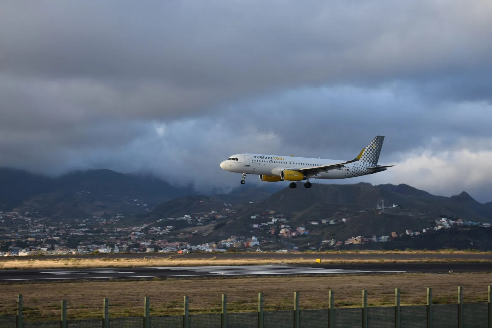 An aircraft landing at Tenerife North (Los Rodeos) Airport