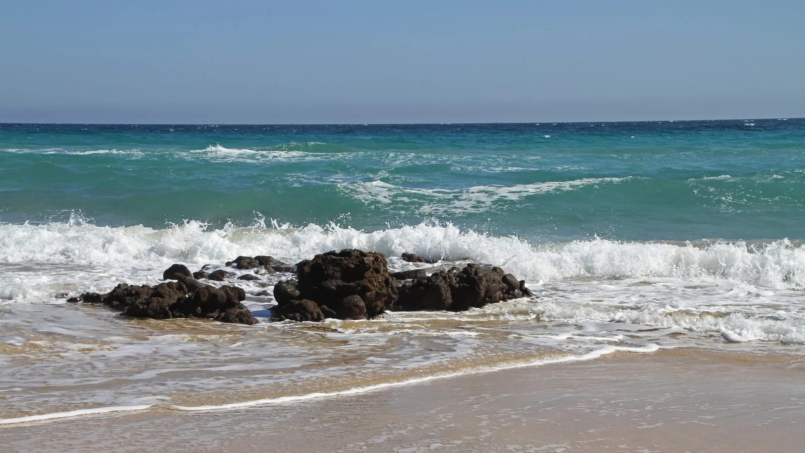 The wide sandy beach at Morro Jable on the island of Fuerteventura