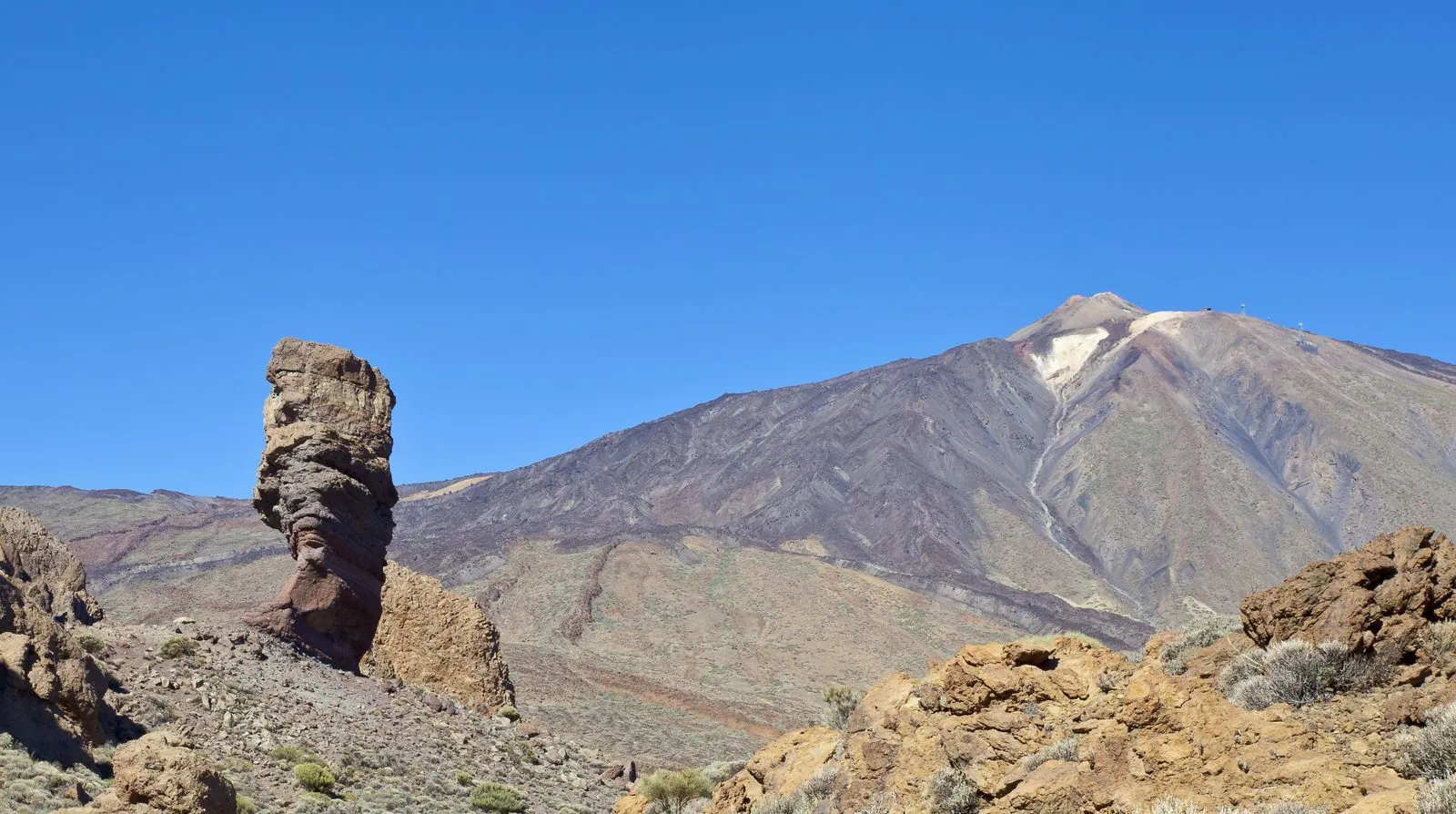 Roque Cinchado, Parque Nacional del Teide, Tenerife, España, 2012-12-16, DD 02